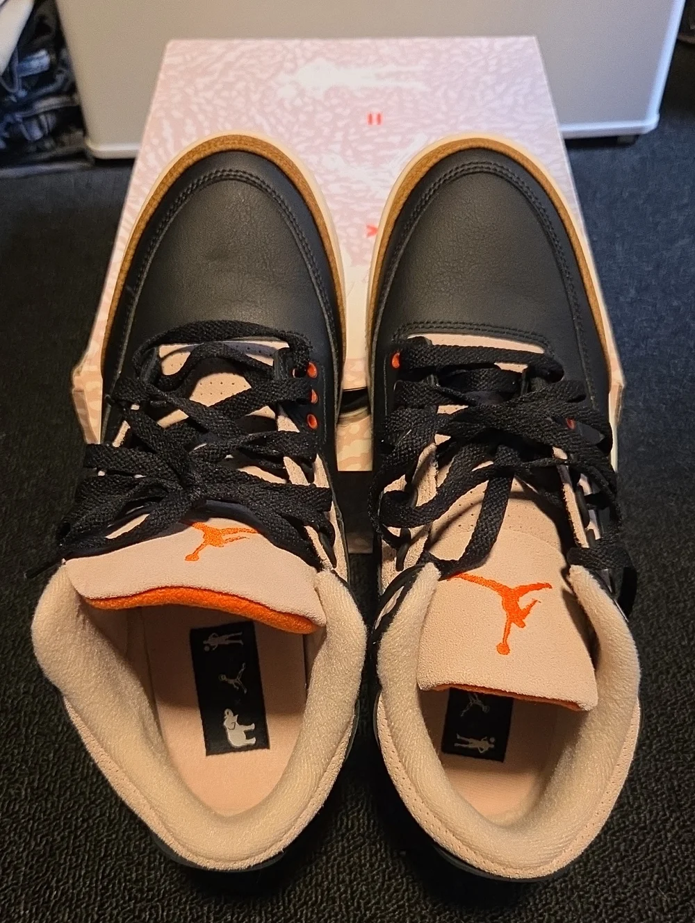 Nike Air Jordan 3 Retro Low-Top Sneakers in Black, Rush Orange-Fossil Stone